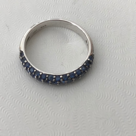 Blue Sapphire Band Ring - Picture 7 of 9